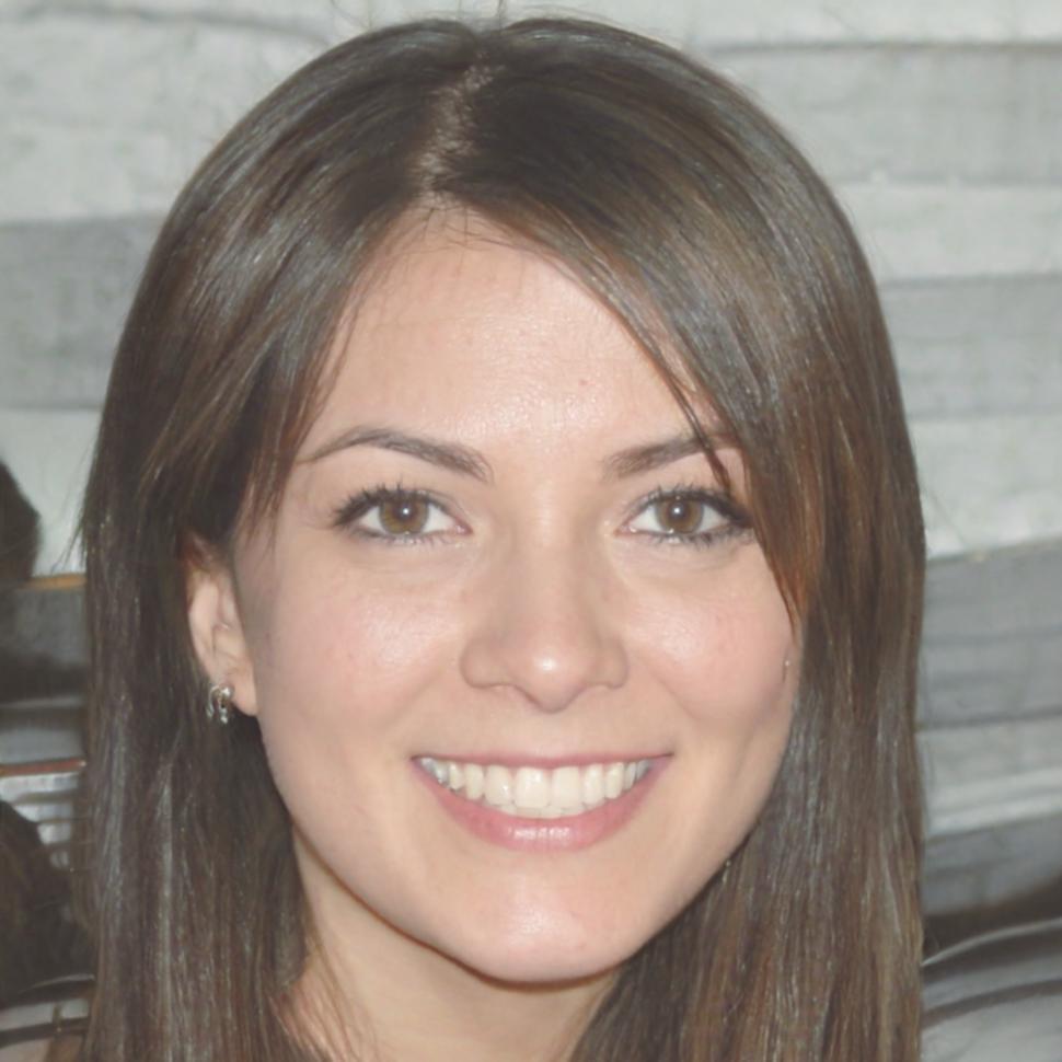 Portrait de Mathilde Ferrand, analyste financière